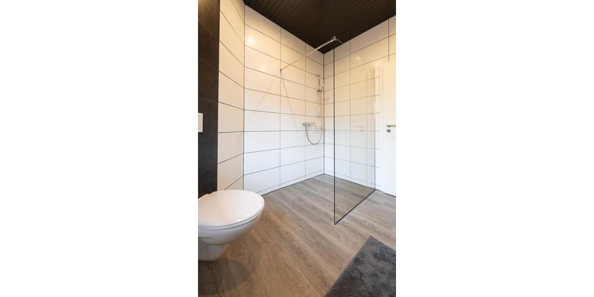 Doppelhaushälfte Meldorf - 3 Zimmer, 100 m&sup2;, 1.000&euro; | Angebot:25570263