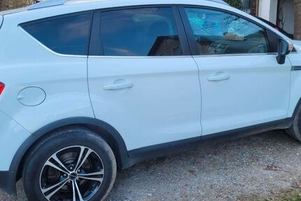 Ford Kuga 233.148 km 3.900 &euro; Jettingen-Scheppach 89343