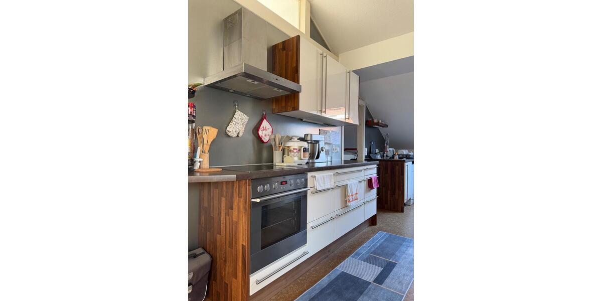 Dachgeschoßwohnung Remshalden - 3 Zimmer, 80 m&sup2;, 900&euro; | Angebot:25045559