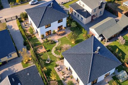 Haus Panketal - 10 Zimmer, 340 m&sup2;, 5.600&euro; | Angebot:25649129