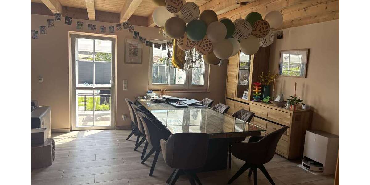 Einfamilienhaus Forstern - 7 Zimmer, 220 m&sup2;, 3.630&euro; | Angebot:26251663