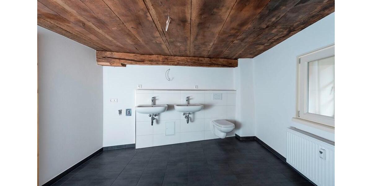 Etagenwohnung Güstrow - 4 Zimmer, 169 m&sup2;, 1.300&euro; | Angebot:20918997