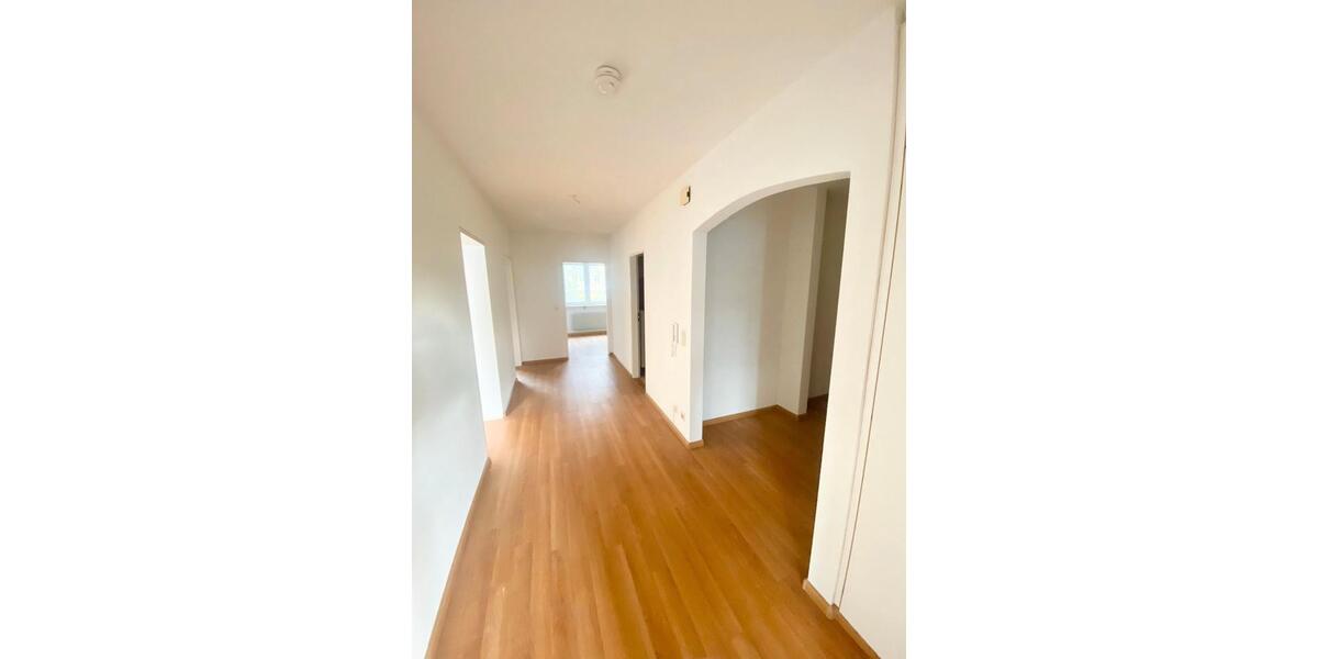 Etagenwohnung Weil am Rhein - 3 Zimmer, 90 m&sup2;, 1.200&euro; | Angebot:26545772