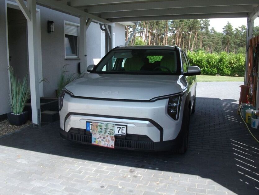 EV3