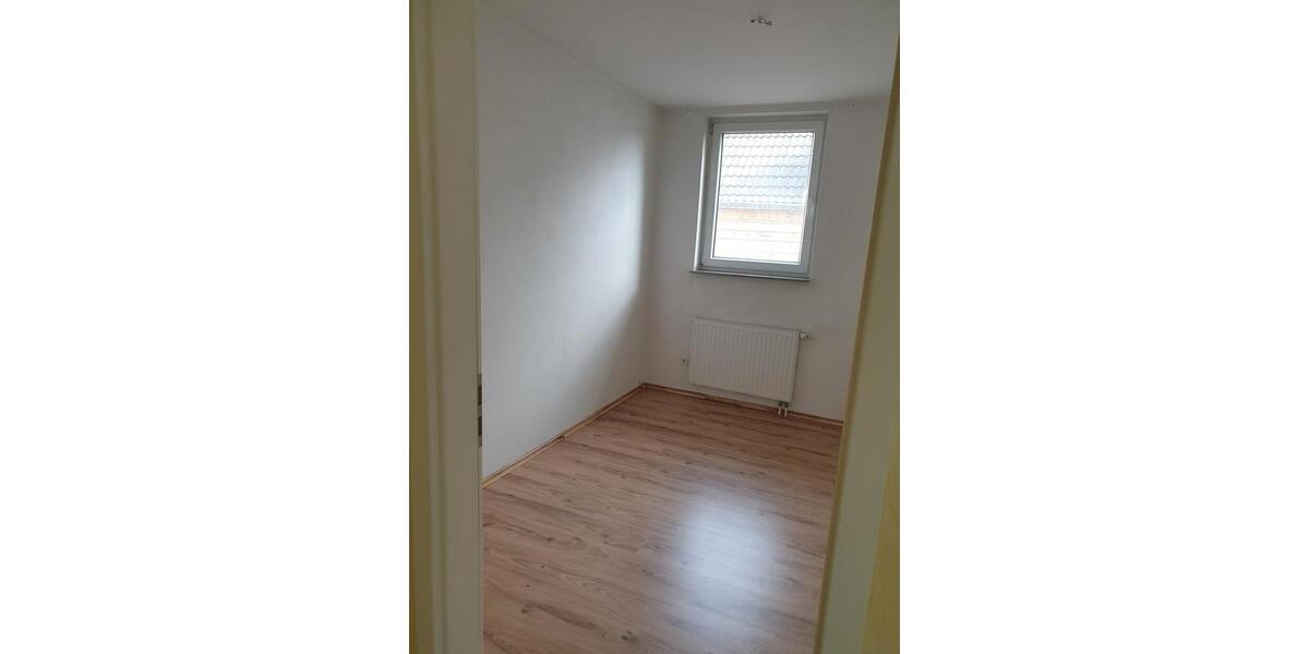 Etagenwohnung Langenfeld (Rheinland) - 3 Zimmer, 95 m&sup2;, 359.000&euro; | Angebot:26837360