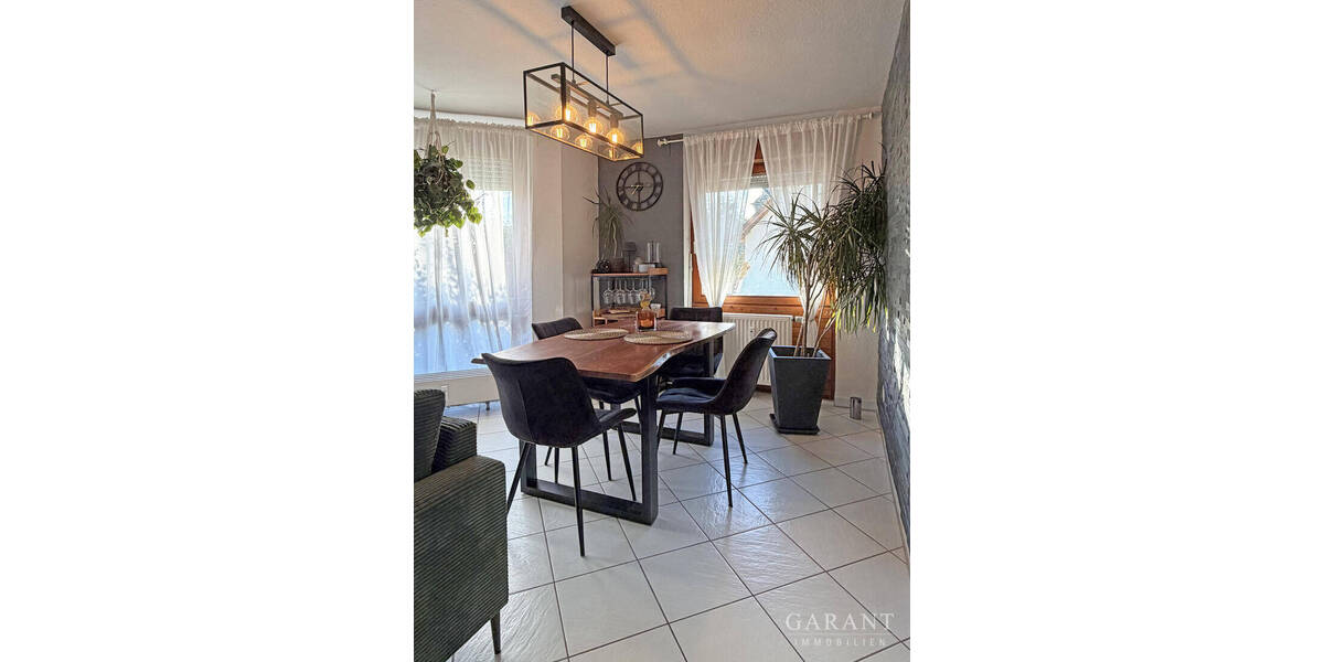 Etagenwohnung Waiblingen Neustadt - 4 Zimmer, 91 m&sup2;, 360.000&euro; | Angebot:26346456