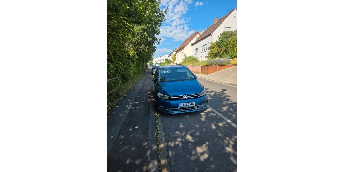 VW Touran 140.000 km 16.400 &euro; Bitburg 54634