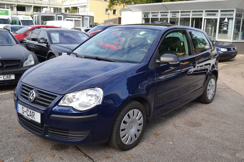VW Polo 85.300 km 2.900 € München 81243