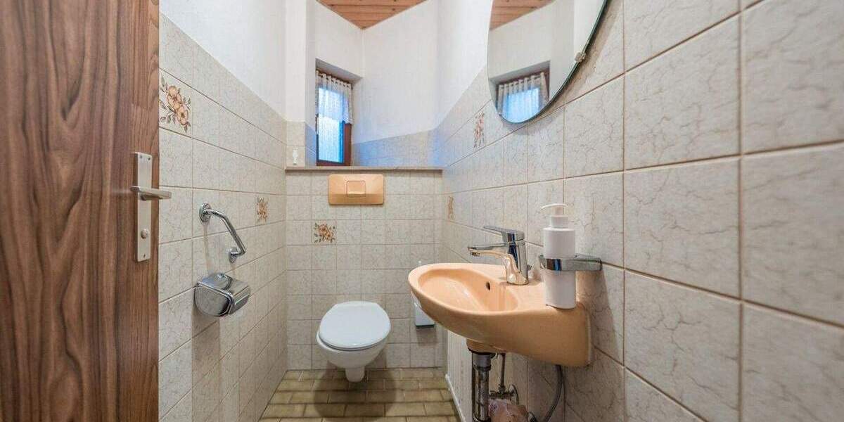 Leben in der Idylle! Gepflegtes Einfamilienhaus mit Garage und sensationellem Garten in Rudersberg-Lindental 6 zimmer