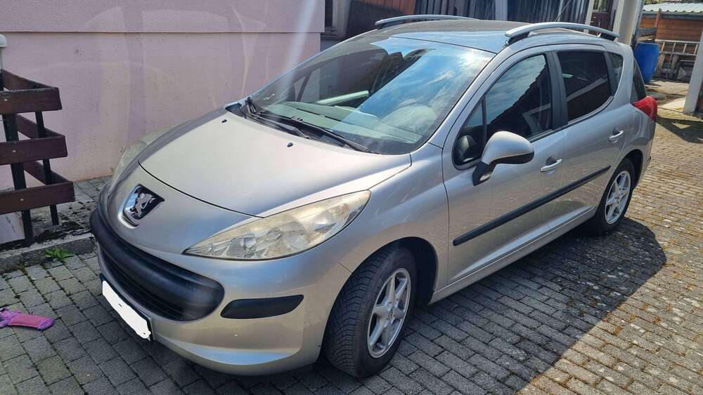 Peugeot 207 177.000 km 449 &euro; Grünsfeld, Stadt 97947