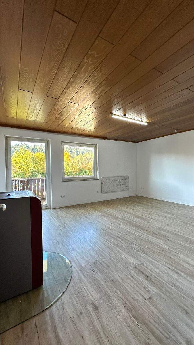 Mietwohnung mit Balkon, Garten & Stellplatz 3 zimmer
