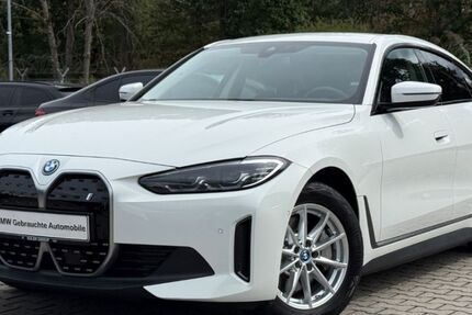 BMW i4 33.280 km 32.999 &euro; Rödermark 63322