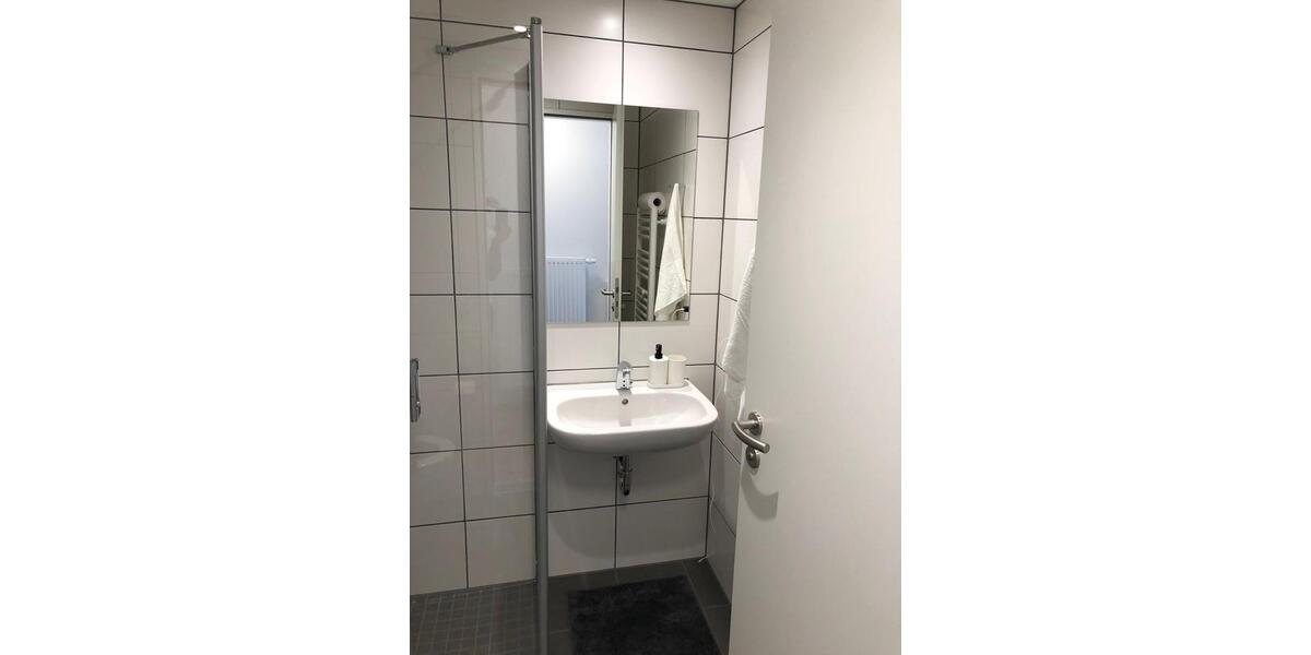 Etagenwohnung Obertraubling - 1 Zimmer, 20 m&sup2;, 750&euro; | Angebot:24430388