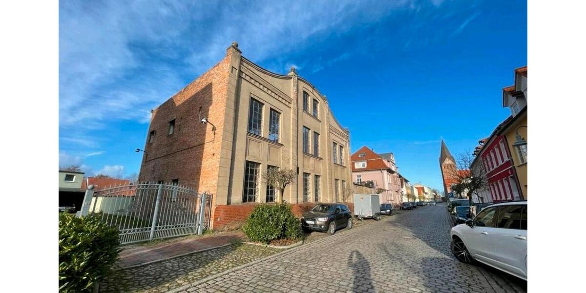 Einfamilienhaus Barth - 4 Zimmer, 450 m&sup2;, 250.000&euro; | Angebot:27162897
