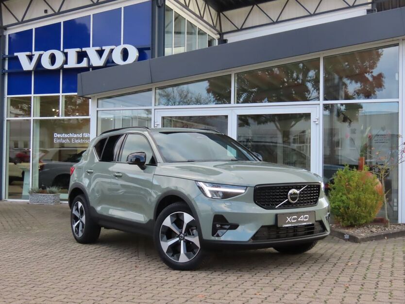 Volvo XC40 16.400 km 35.990 € Hameln 31789