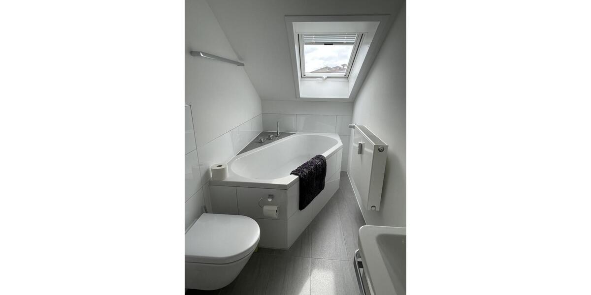 Dachgeschoßwohnung Viechtach - 1 Zimmer, 45 m&sup2;, 360&euro; | Angebot:26066675