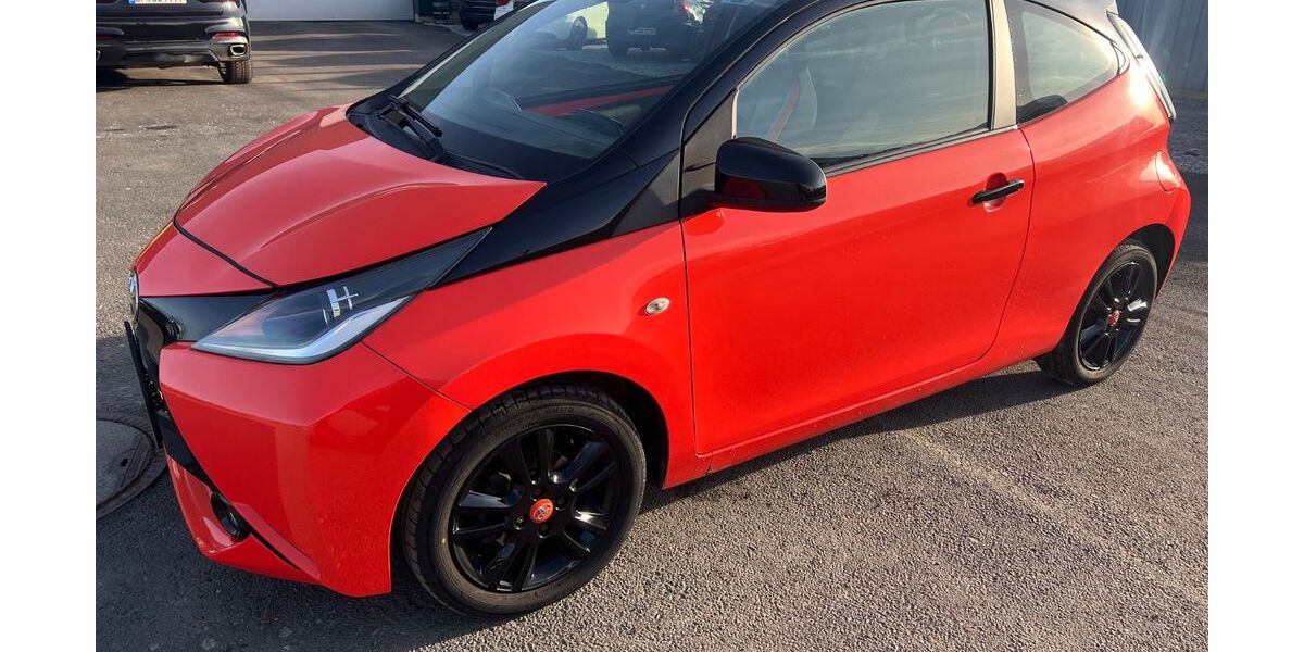 Toyota Aygo (X) 103.273 km 6.600 &euro; Delbrück 33129