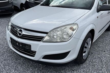Opel Astra 175.000 km 1.999 € Paderborn 33100
