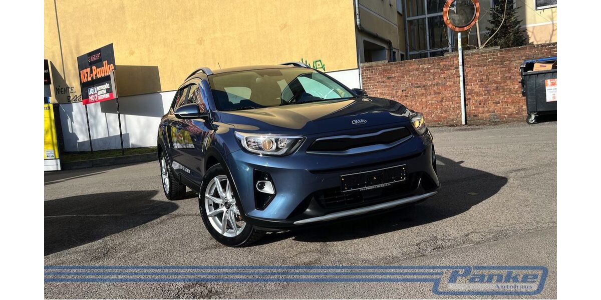Kia Stonic 75.000 km 11.890 &euro; Berlin - Pankow 13187