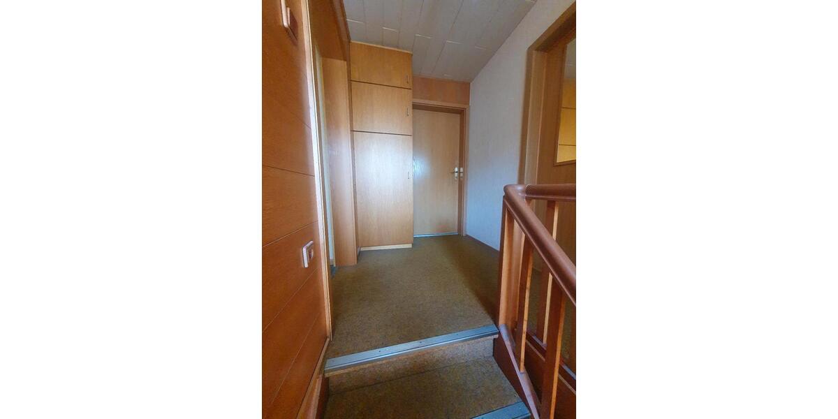 Etagenwohnung Wiehl - 3 Zimmer, 85 m&sup2;, 825&euro; | Angebot:26338761