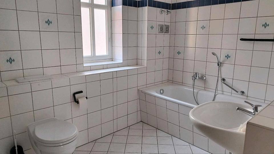 Maisonettenwohnung Sondershausen - 2 Zimmer, 76 m&sup2;, 530&euro; | Angebot:25403885