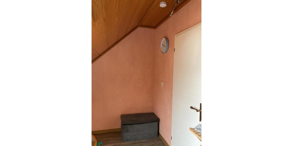 Dachgeschoßwohnung Kirchhundem - 3 Zimmer, 60 m&sup2;, 118.000&euro; | Angebot:27096125