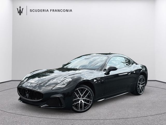 Maserati Granturismo 9.600 km 185.900 &euro; Kürnach 97273