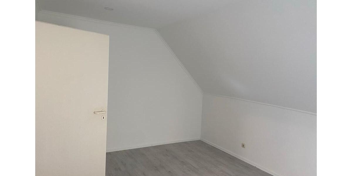 Etagenwohnung Bad Salzuflen - 3 Zimmer, 68 m&sup2;, 975&euro; | Angebot:26321245