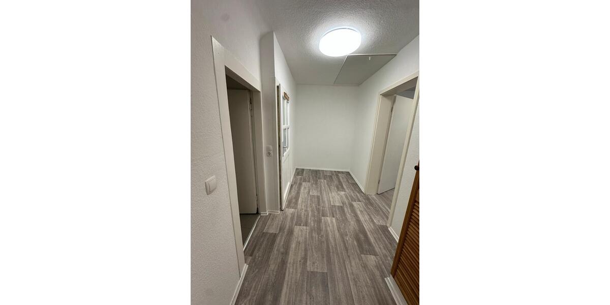 Dachgeschoßwohnung Siegburg - 2 Zimmer, 67 m&sup2;, 1.075&euro; | Angebot:26424615