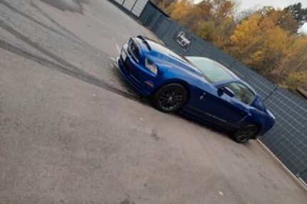 Ford Mustang 125.000 km 22.999 &euro; Wadern 66687