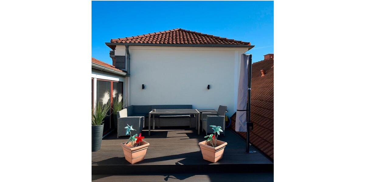 Dachgeschoßwohnung Villingen-Schwenningen Schwenningen - 4 Zimmer, 128 m&sup2;, 250.000&euro; | Angebot:26378749