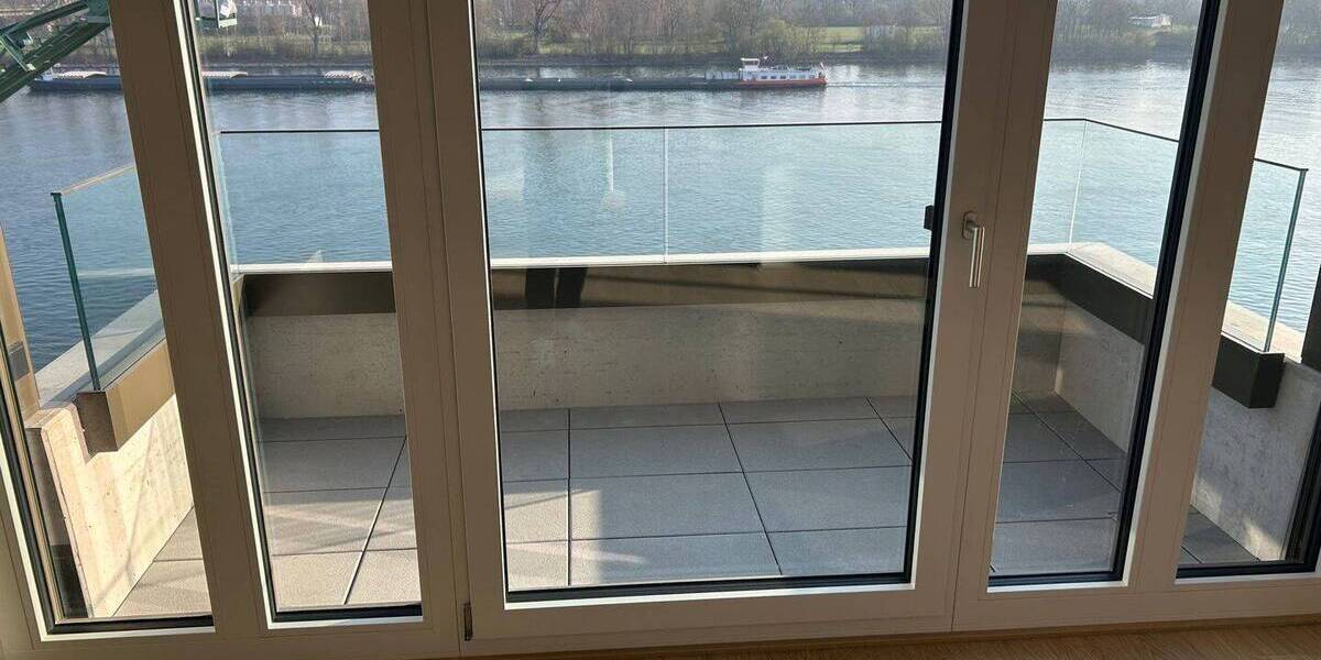 Etagenwohnung Mainz Neustadt - 3 Zimmer, 90 m&sup2;, 2.200&euro; | Angebot:25928936