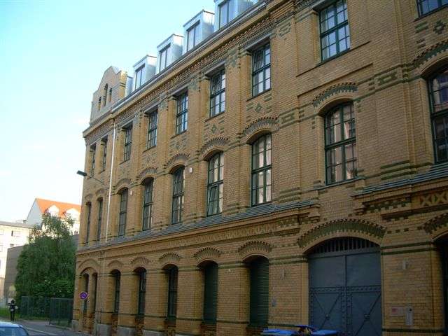 Garage zu vermieten in 04103 Leipzig 100 €