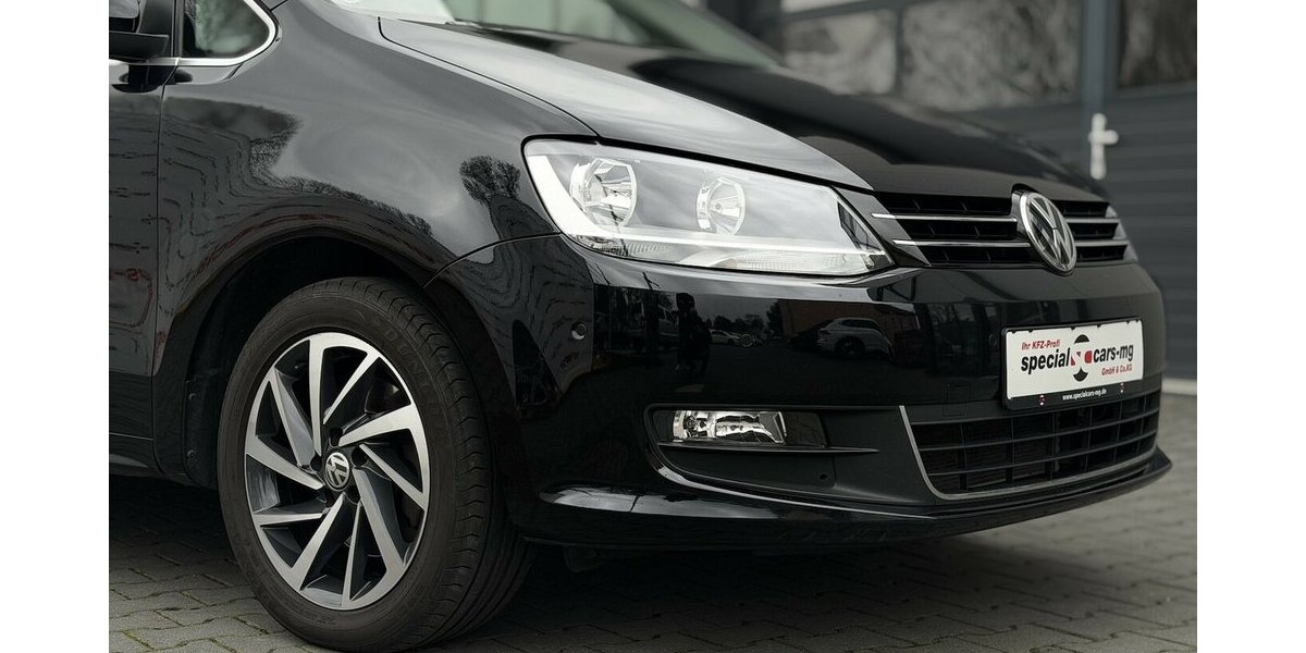 VW Sharan Sound / EL.Türe / Carplay / Kamera / DAB 113.657 km 24.590 &euro; Mönchengladbach 41066