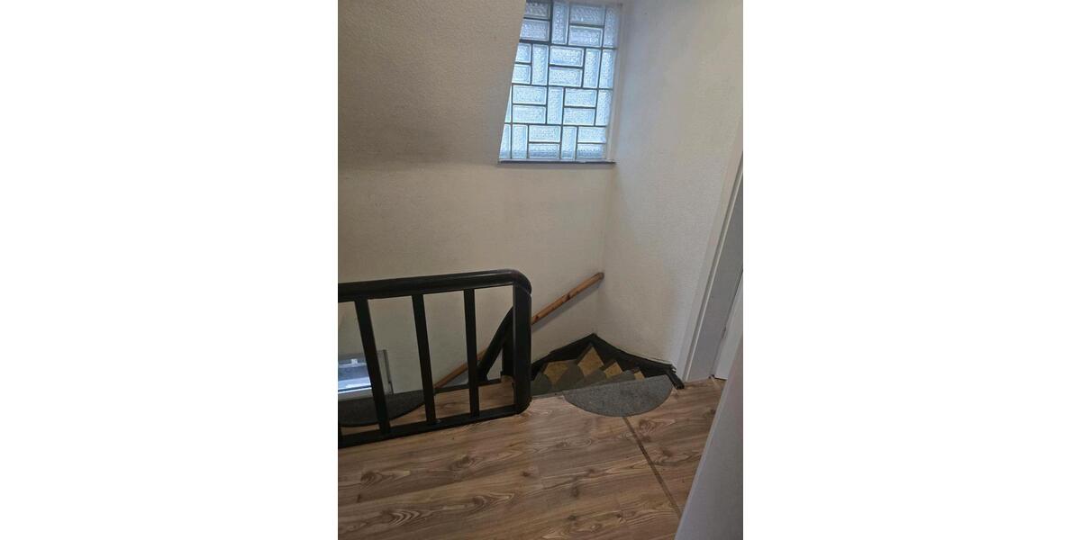 Einfamilienhaus Buchen (Odenwald) - 4 Zimmer, 90 m&sup2;, 150.000&euro; | Angebot:26748622