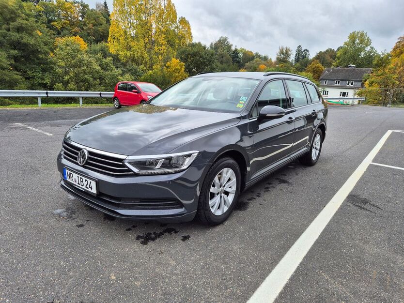 VW Passat Variant 149.714 km 13.900 € Neustadt 53577