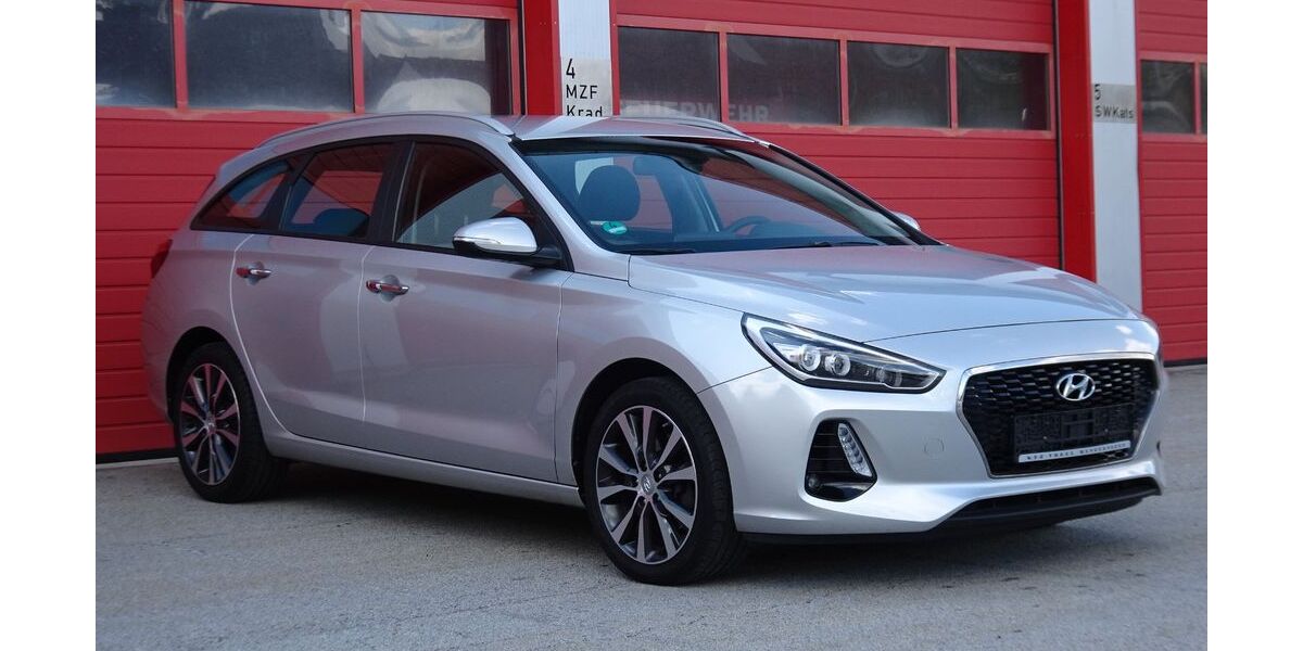 Hyundai i30 122.000 km 10.590 &euro; Hengersberg 94491