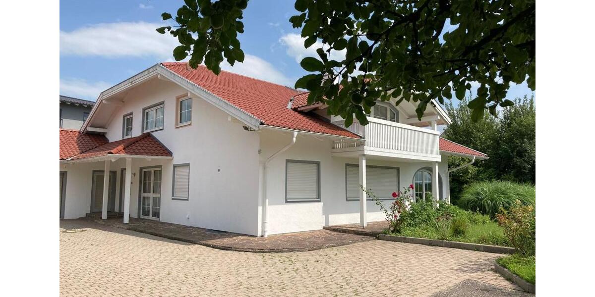 Villa Simbach am Inn - 7 Zimmer, 225 m&sup2;, 995.000&euro; | Angebot:26399414
