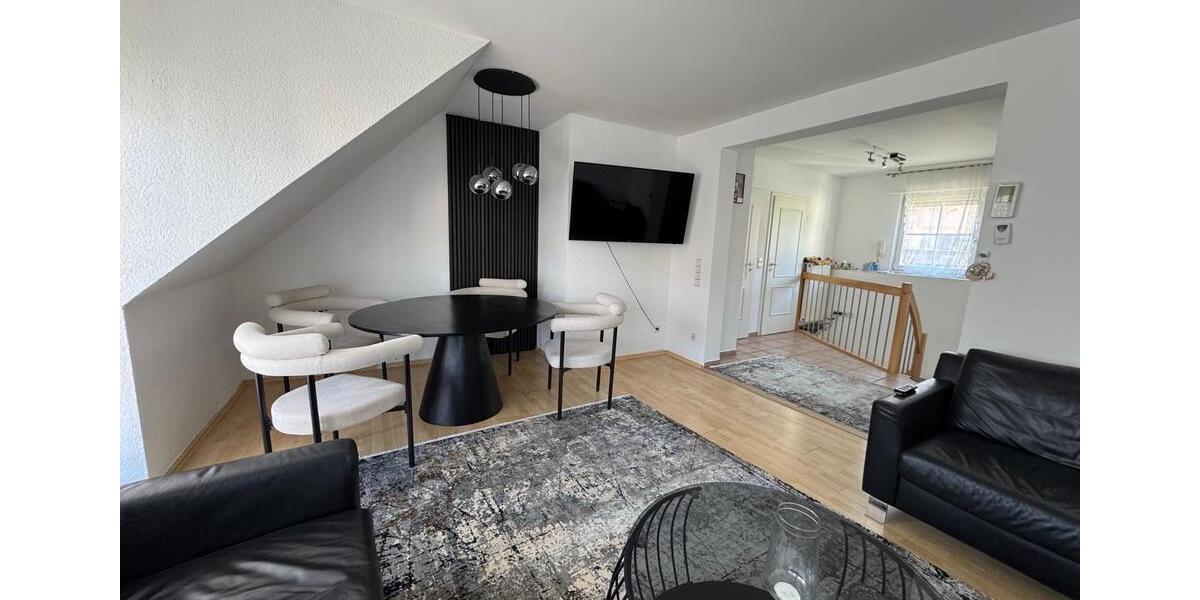 Doppelhaushälfte Ostfildern - 6 Zimmer, 147 m&sup2;, 2.790&euro; | Angebot:26122487