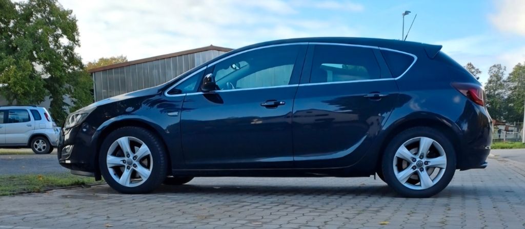 Opel Astra 230.000 km 3.050 &euro; Porta Westfalica 32457