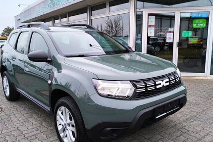 Dacia Duster 17.827 km 15.900 &euro; Neubrandenburg 17036