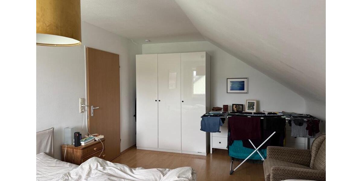 Dachgeschoßwohnung Würzburg Steinbachtal - 3 Zimmer, 75 m&sup2;, 830&euro; | Angebot:25332242