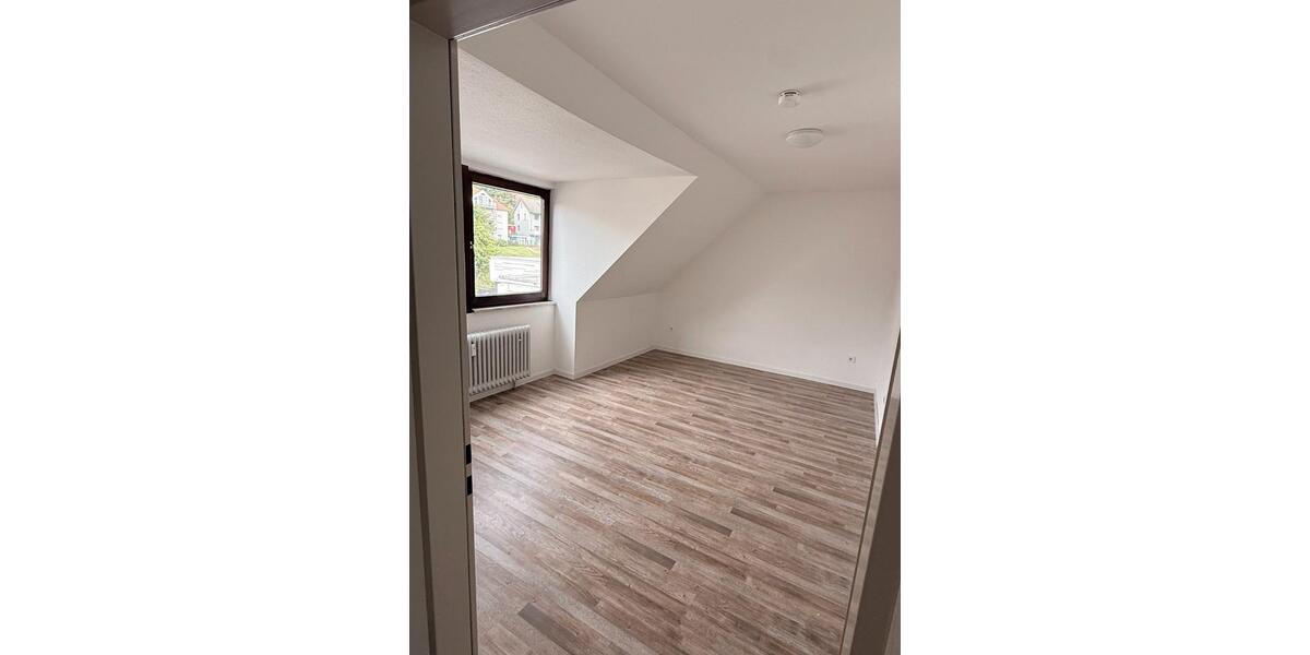 Dachgeschoßwohnung Porta Westfalica - 2 Zimmer, 64 m&sup2;, 105.000&euro; | Angebot:26426898
