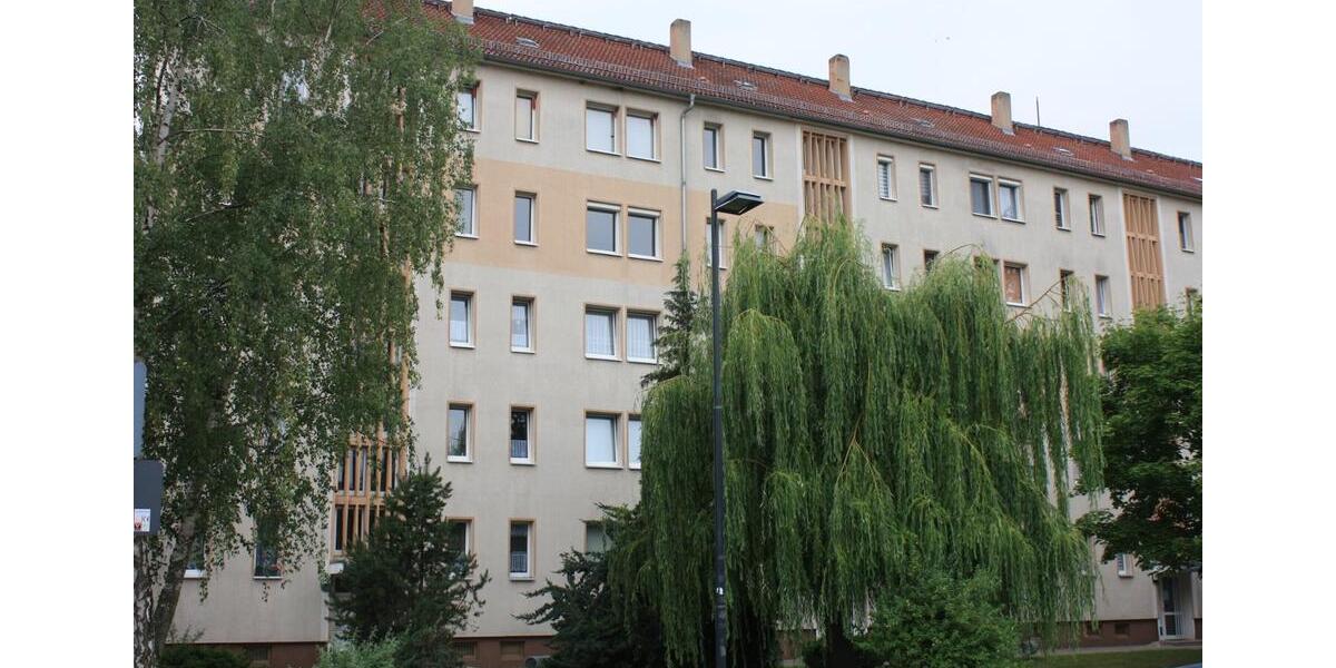 Sanierte 2-Raumwohnung im 1. Obergeschoss mit Balkon in Sandersdorf ! 2 zimmer
