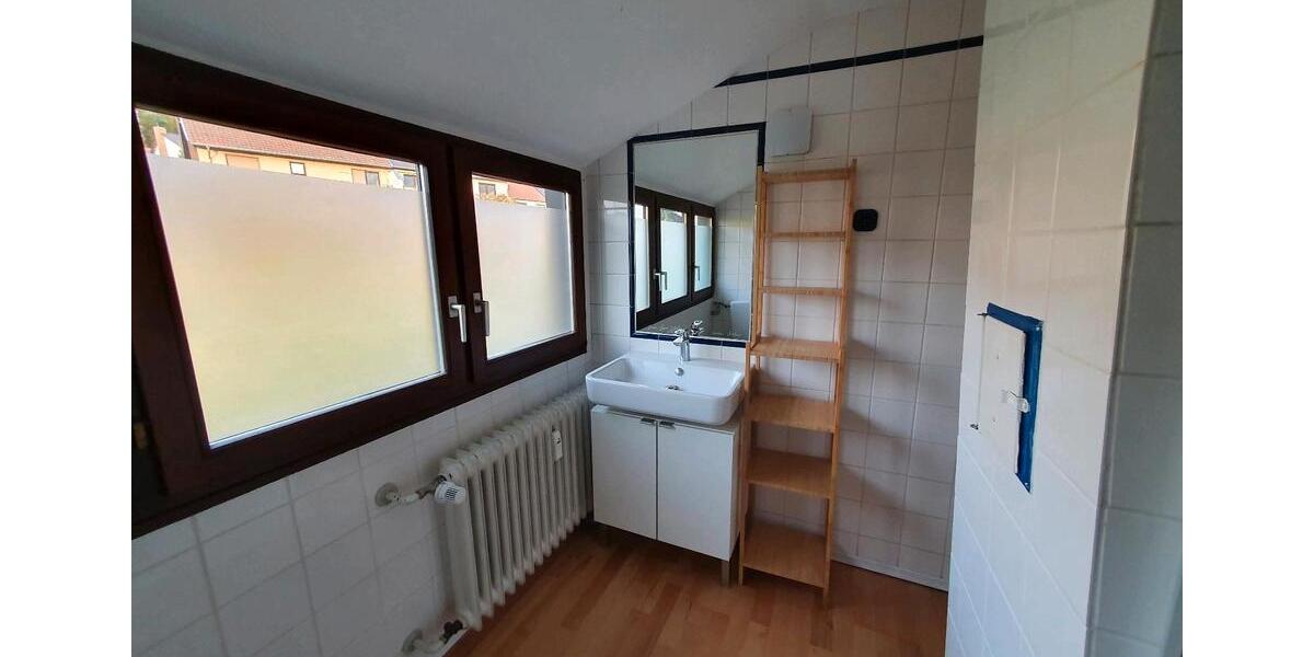 Dachgeschoßwohnung Sankt Ingbert - 2 Zimmer, 48 m&sup2;, 650&euro; | Angebot:26677035