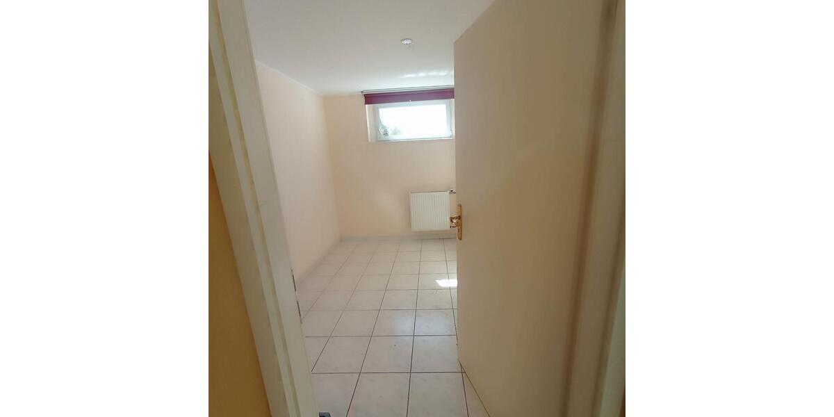 Etagenwohnung Fulda Kohlhaus - 4 Zimmer, 110 m&sup2;, 770&euro; | Angebot:26395124