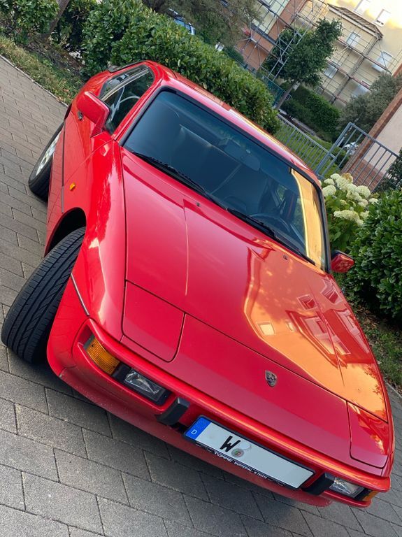 924