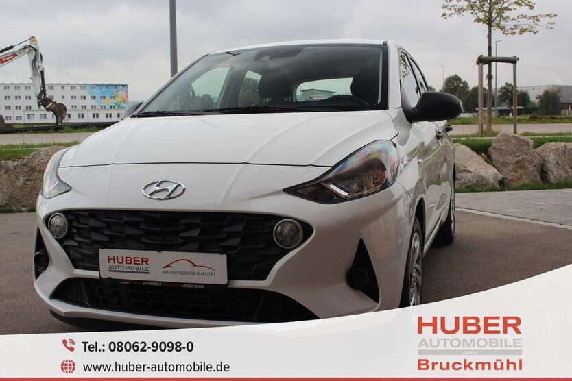 Hyundai i10 6.500 km 10.490 € Bruckmühl 83052