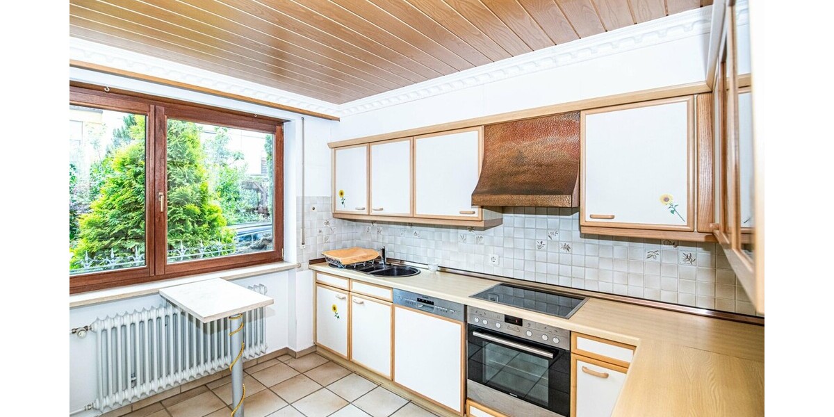 Charmantes Reihenmittelhaus mit eingewachsenen Garten in ruhiger Wohnlage - Reihenmittelhaus Amberg | Angebot:26948784