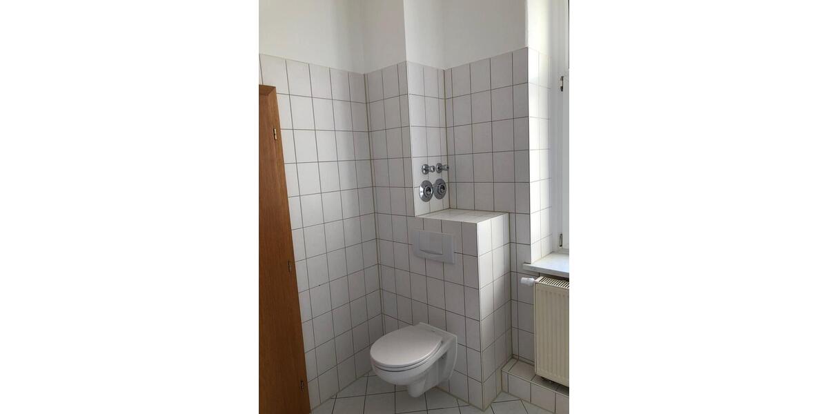 Etagenwohnung Zittau - 2 Zimmer, 57 m&sup2;, 255&euro; | Angebot:25432938